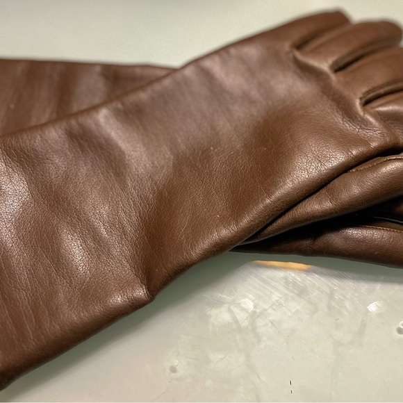 Rare vintage 26”x9” Brown Leather Gloves - Picture 7 of 7